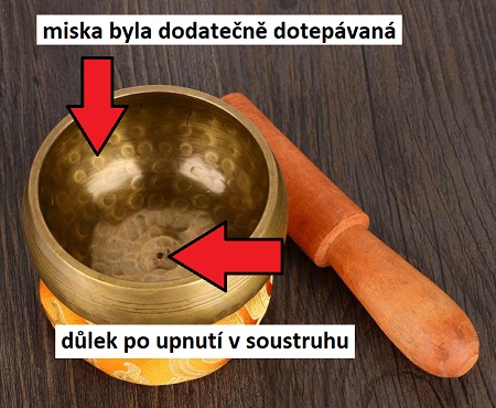 dodatečně dotepávaná miska