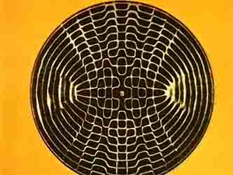 Vibration of singing bowls and alpha waves